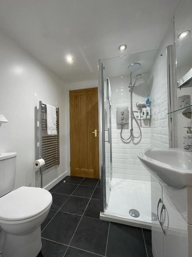Lovely Ground Floor Apartment In Quiet Village Exeter Eksteriør billede